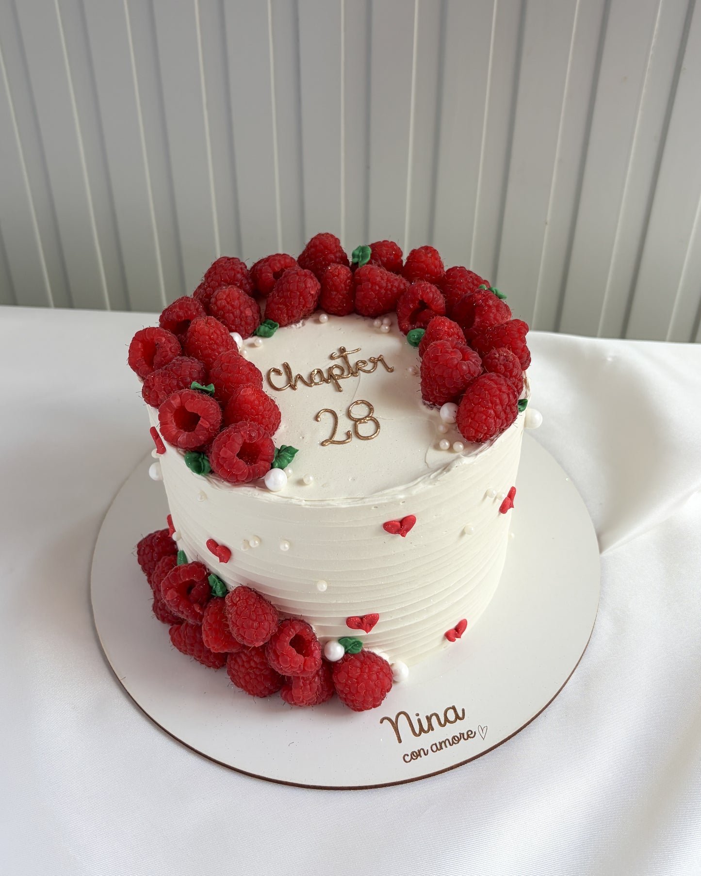 FRAMBUESAS CAKE - Corazoncitos y Perlas