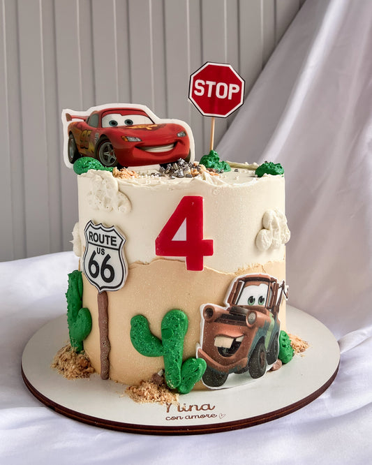 CARS CAKE - Rayo McQueen y Mate Desierto