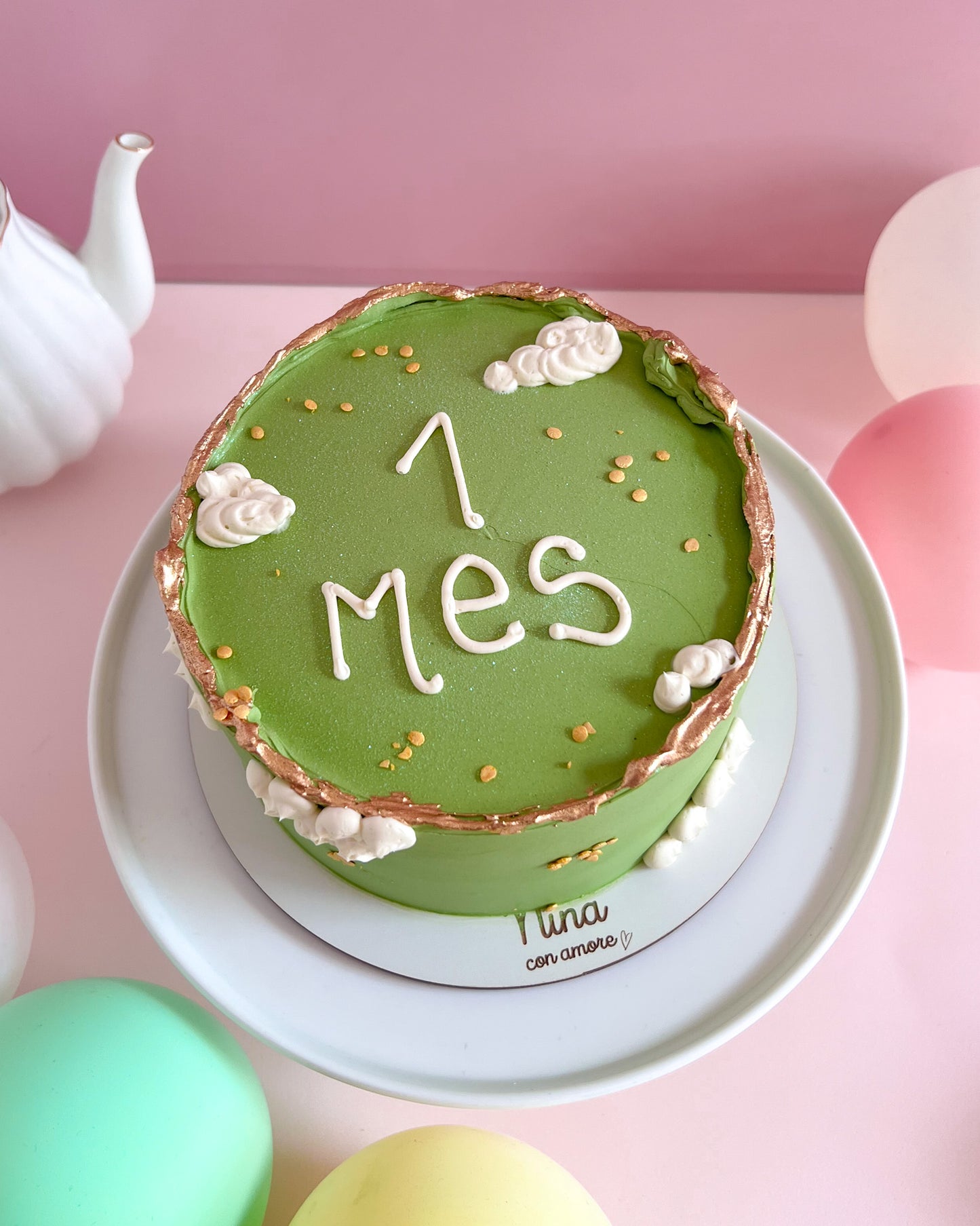 GREEN CLOUDS CAKE