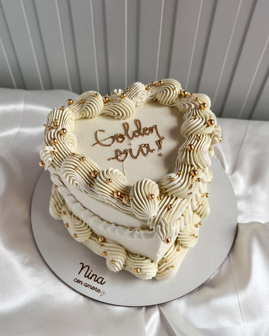 HEART CAKE BLANCO + PERLAS DORADAS