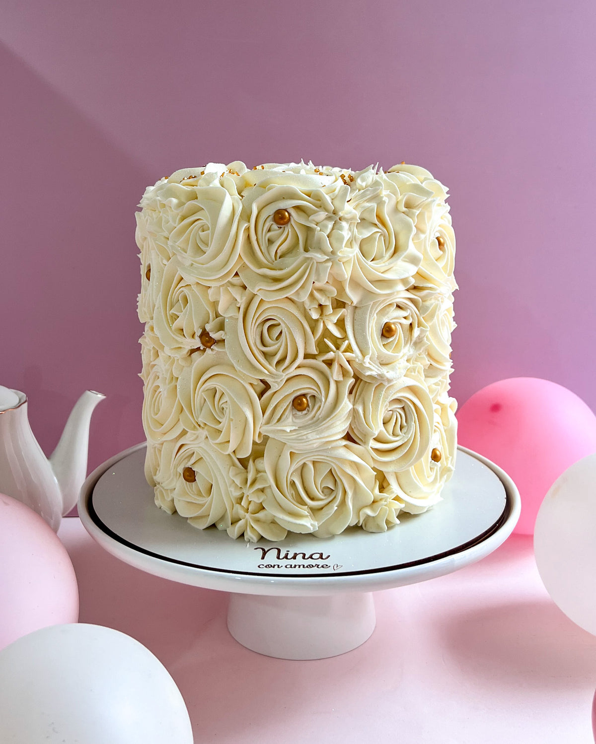 ROSETAS CAKE BLANCA - Perlas Doradas
