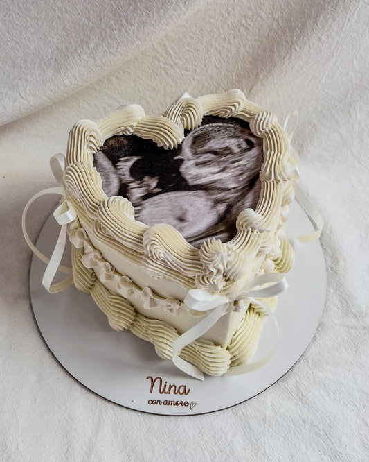 BURNING CAKE - Gender Reveal