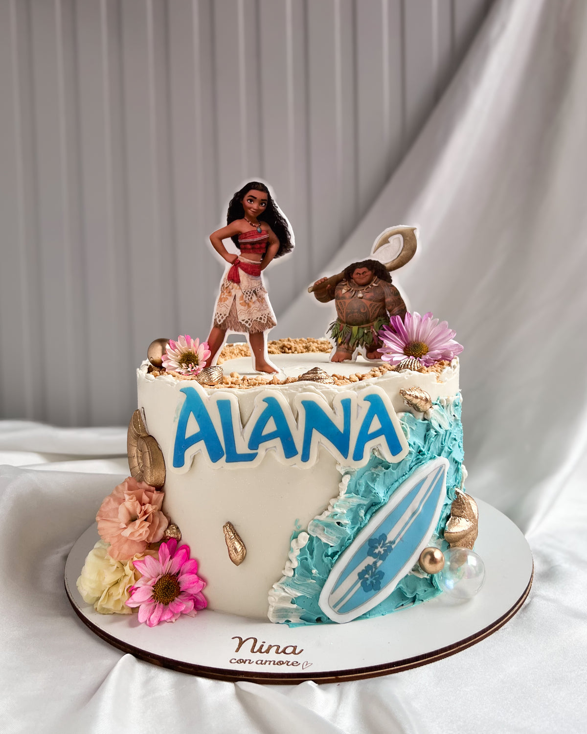 MOANA CAKE