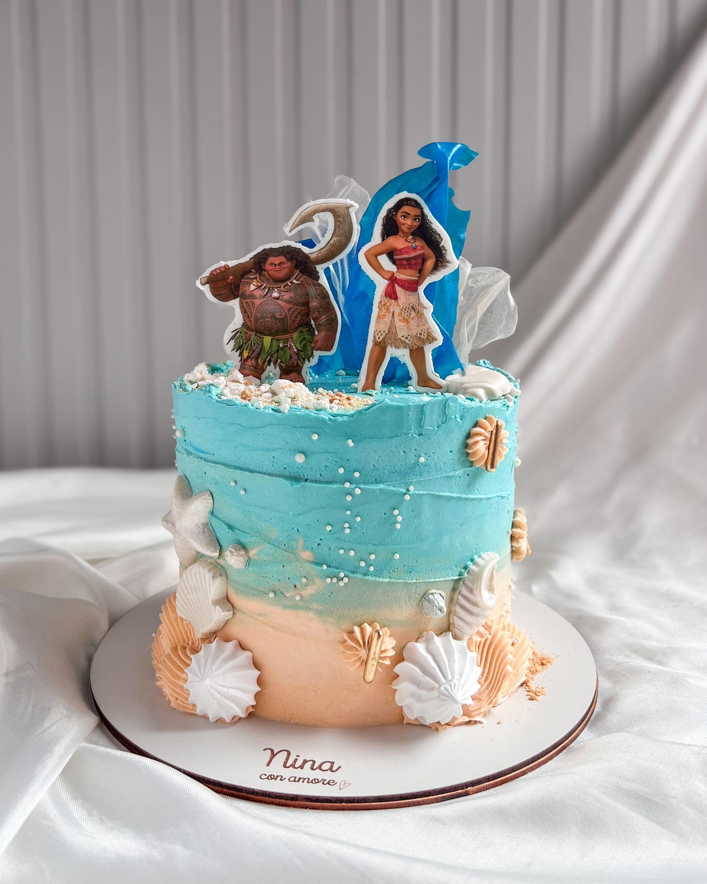 MOANA CAKE