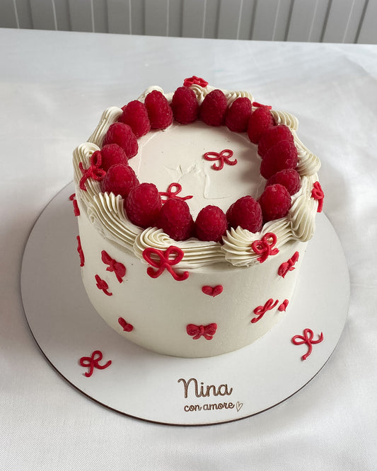 VINTAGE CAKE - Frambuesas y lazos rojos