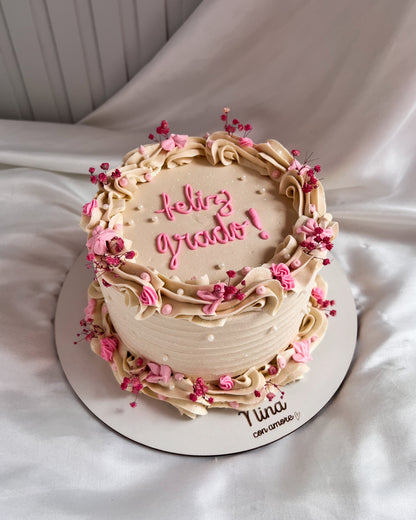 BOHO GRADUATION CAKE - Flores