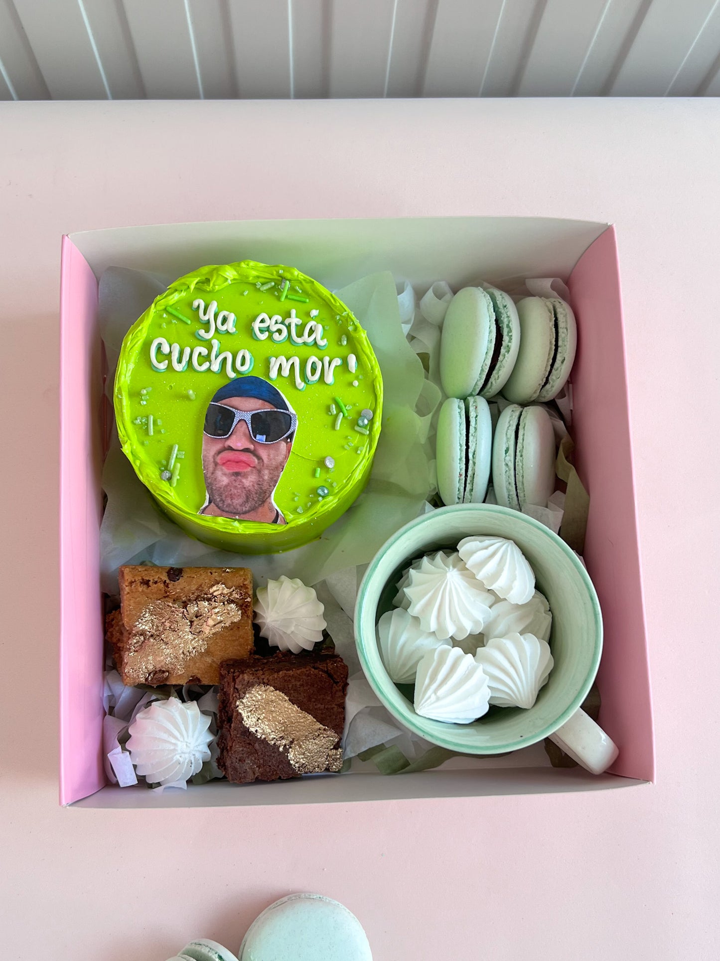 GREEN FERXXO BIRTHDAY BOX + Mug