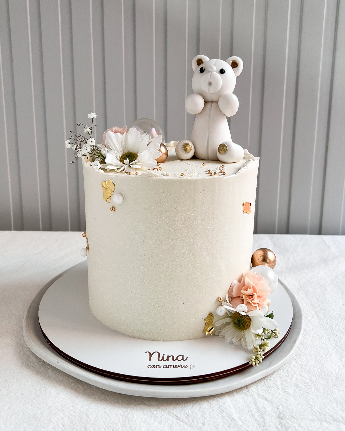 OSITO CAKE- Detalles dorados