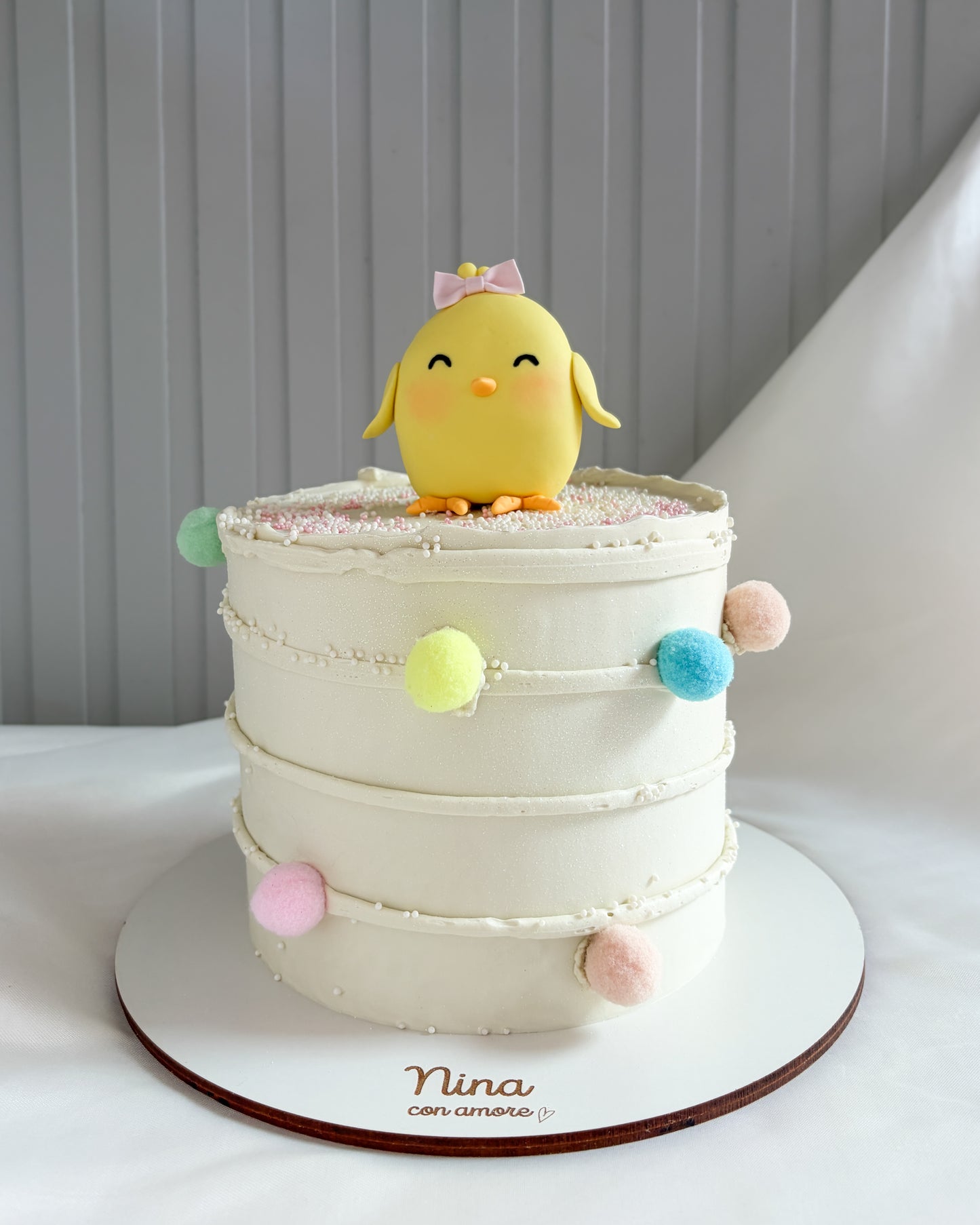 POLLITO AMARILLO CAKE