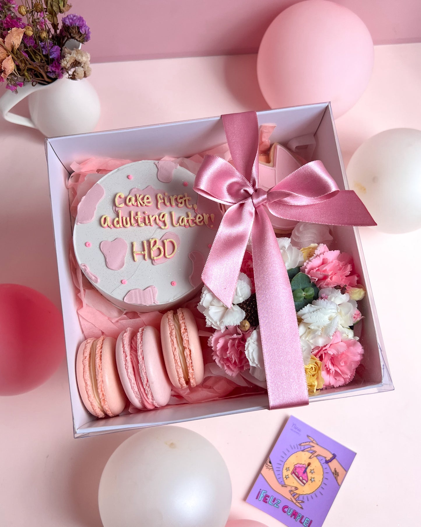 BIRTHDAY BOX + Arreglo de Flores - Pink vaquita