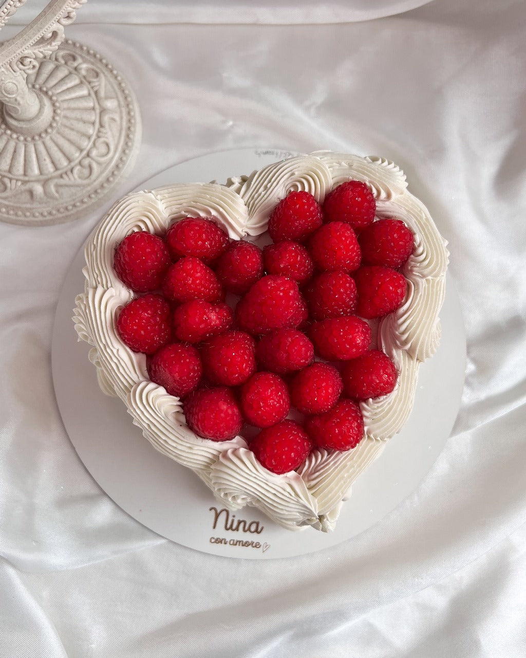 VINTAGE HEART CON FRAMBUESAS