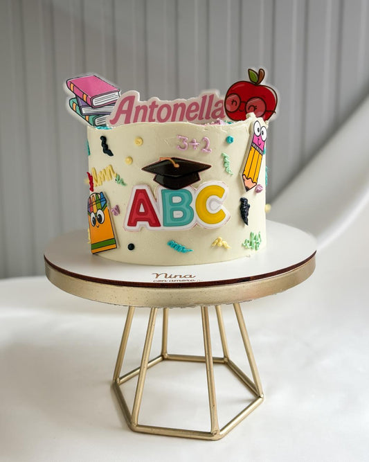 GRADUATION CAKE KIDS