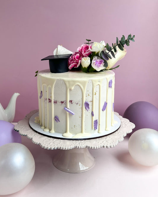 GRADUATION CAKE - Flores + Pinceladas