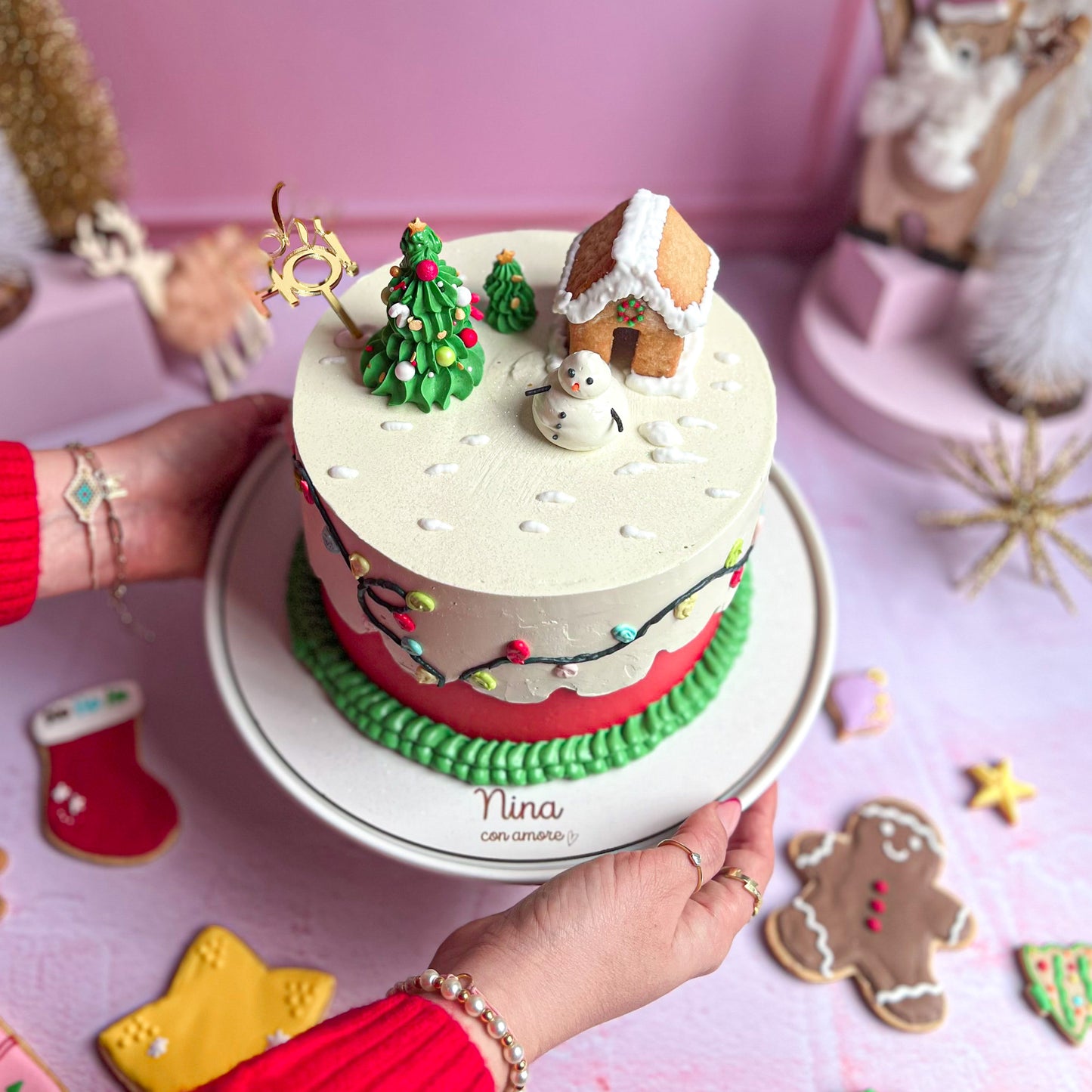 CHRISTMAS TOWN CAKE