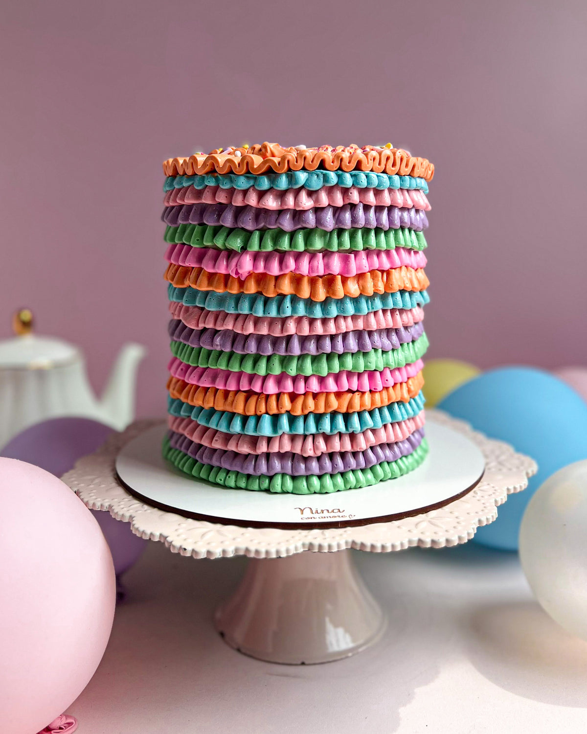 PIÑATA CAKE